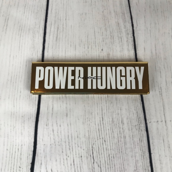 MAC Power Hungry Palette BRAND NEW - Picture 2 of 6